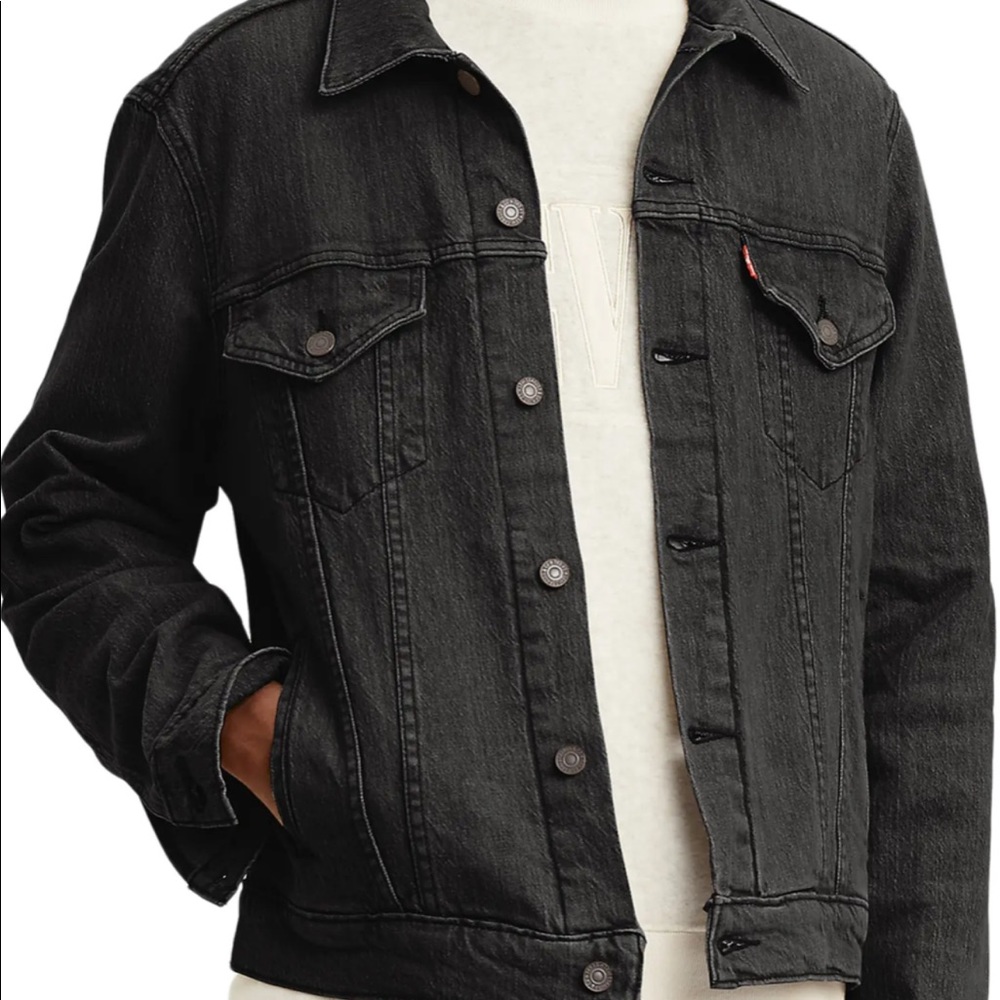 Levi’s Vintage Fit Denim Trucker Jacket Size Med